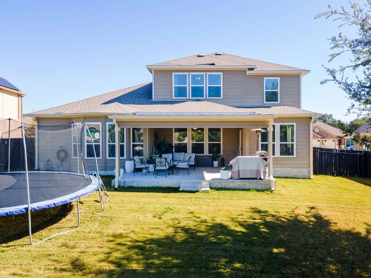 7807 Zircon Dr - Photo 2 of 28