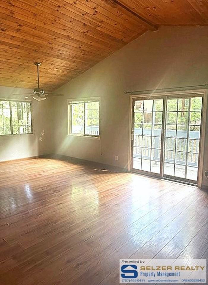 24580 Lilac Rd - Photo 2 of 4