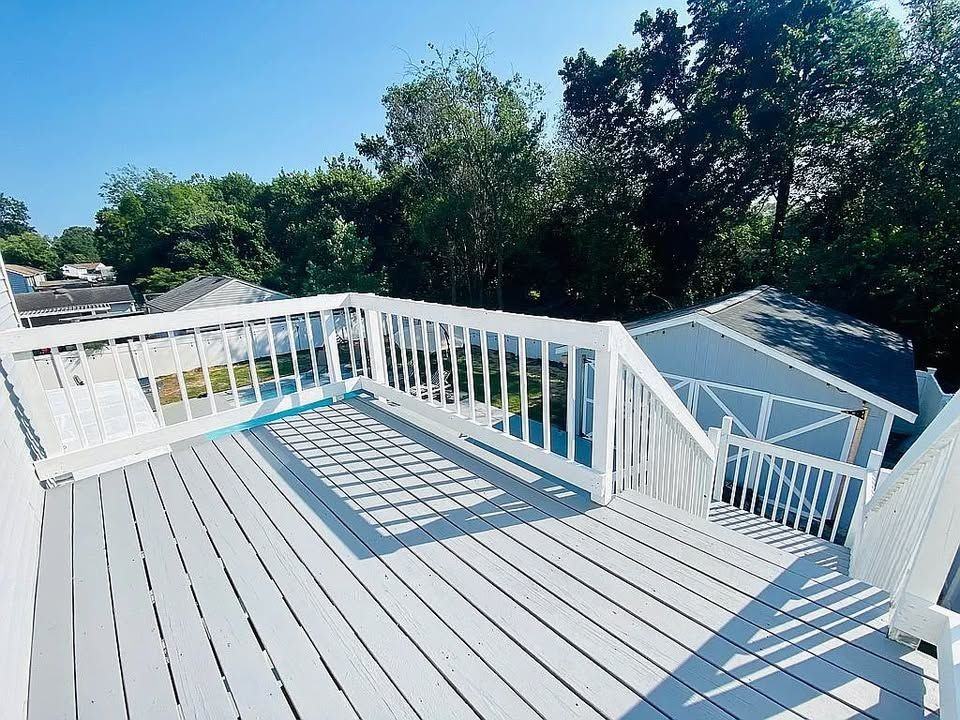 837 Romney Ln - Photo 4 of 20