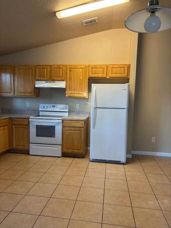 35 Brunswick Ln ##B - Photo 4 of 25