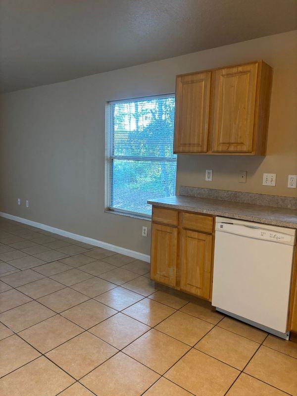 35 Brunswick Ln ##B - Photo 5 of 25