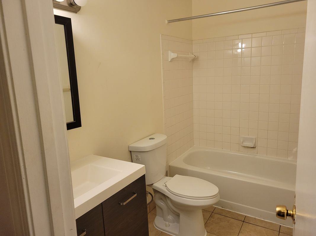 15808 Haynes Road - Photo 6 of 12