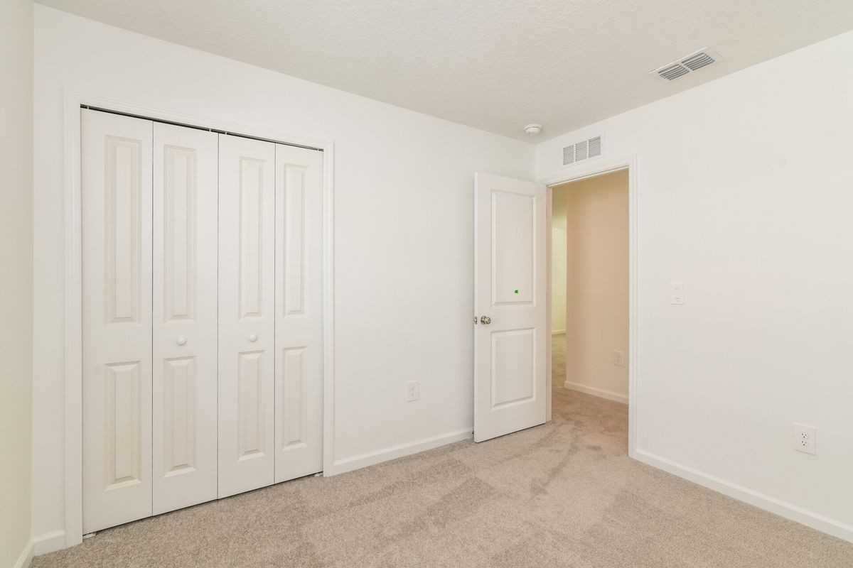 4636 Hikers Dr - Photo 2 of 11