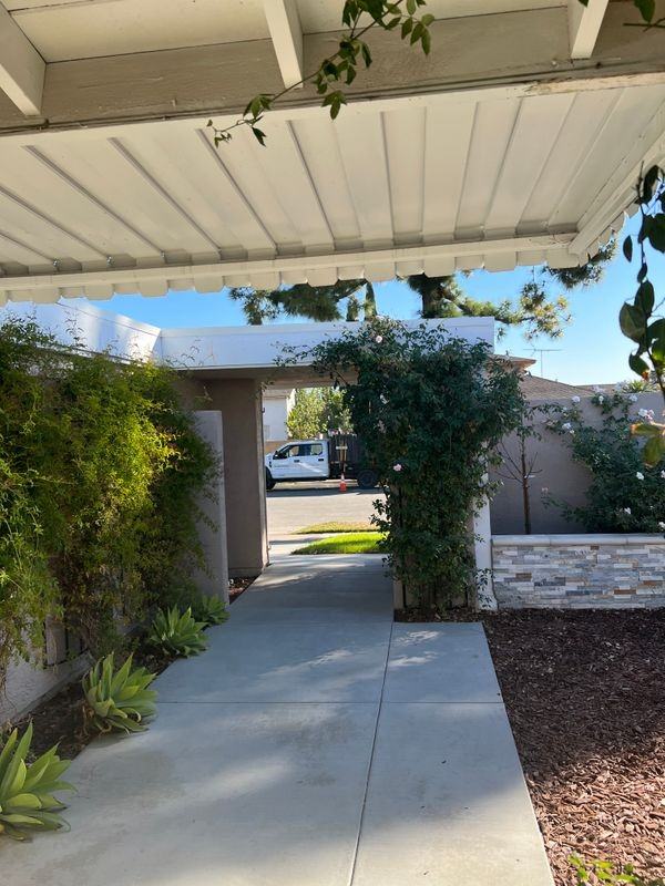 17711 Leslie Ave - Photo 4 of 11