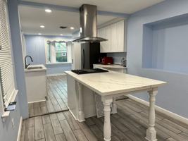 featured image of 10420 Ware St