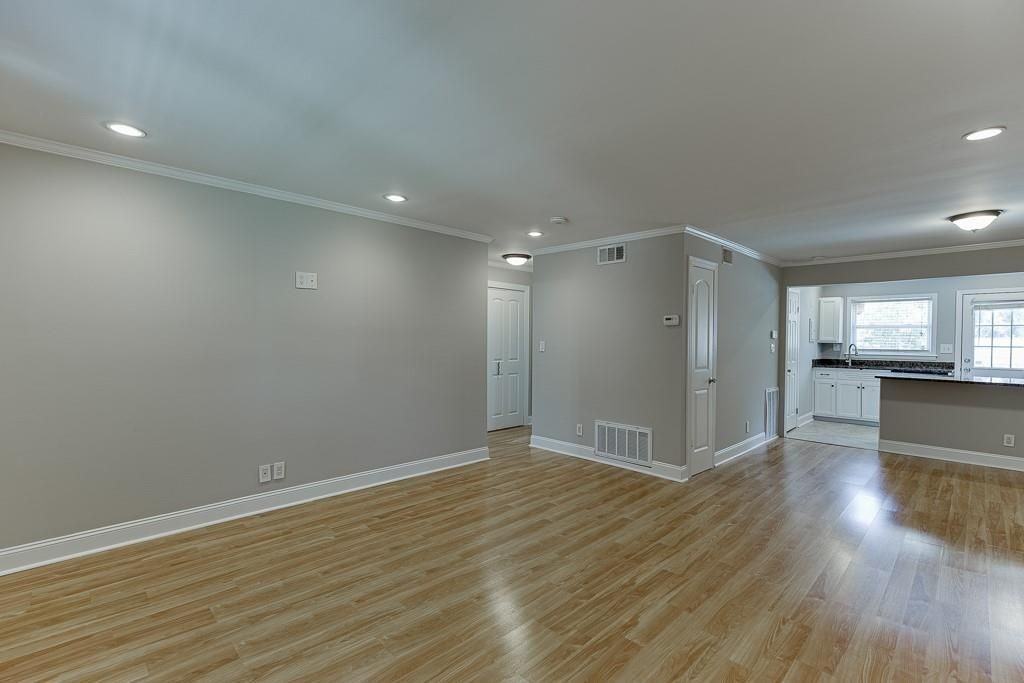 4282 Roswell Rd Ne ##D2 - Photo 6 of 39