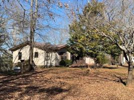 featured image of 6815 Duncan Rd