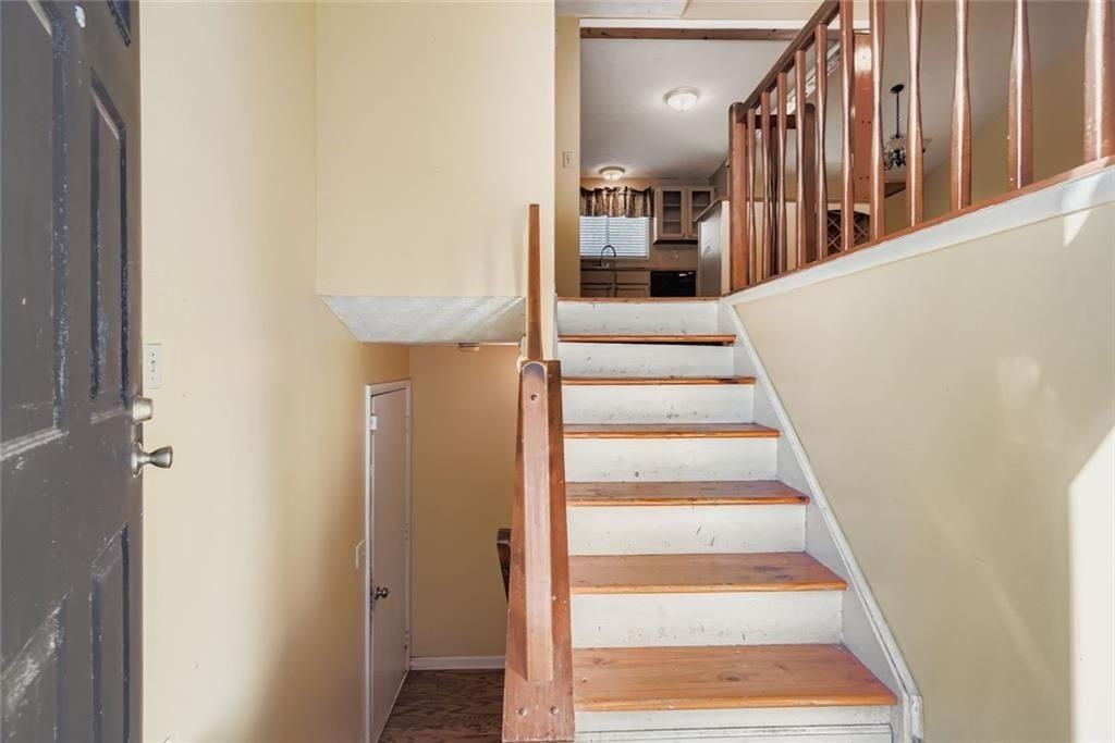 6134 Raintree Bnd - Photo 3 of 17