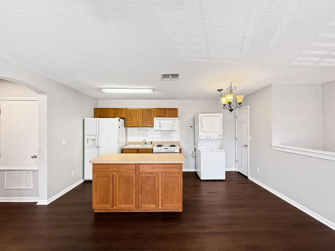 123 Celebration Blvd ##B - Photo 3 of 6