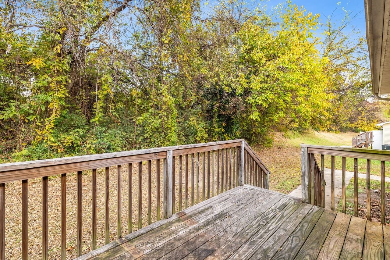 719 Dorothy Brown Street - Photo 3 of 38
