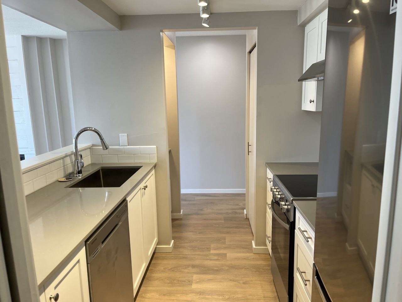 973 West 7th Avenue #2 - Photo 3 of 18