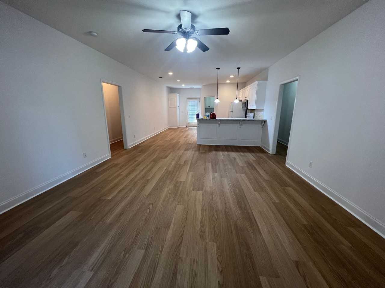 108 Hawthorne Rd - Photo 2 of 6