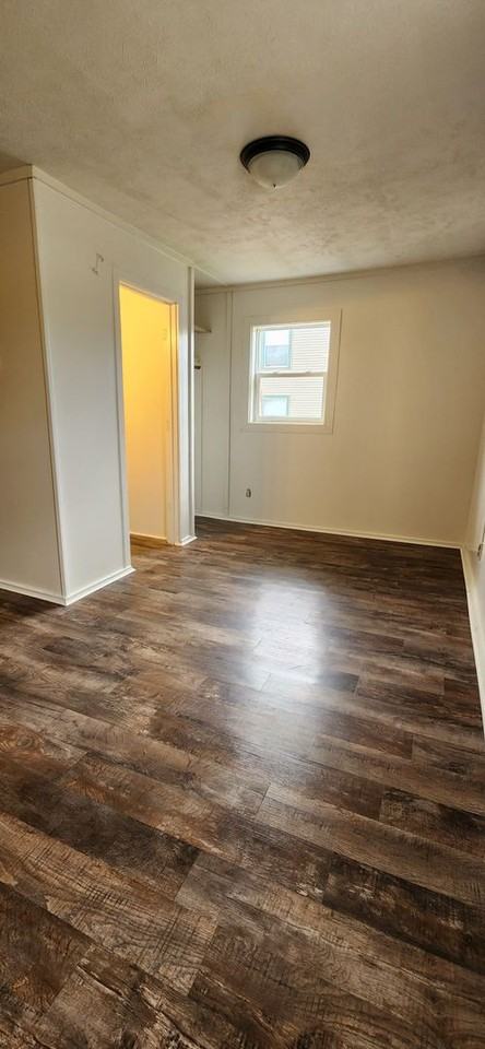 313 N. Michigan Ave - Photo 3 of 8