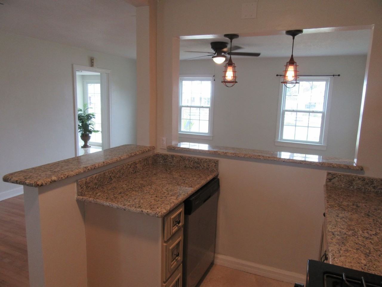 409 S Palo Alto Ave - Photo 6 of 29