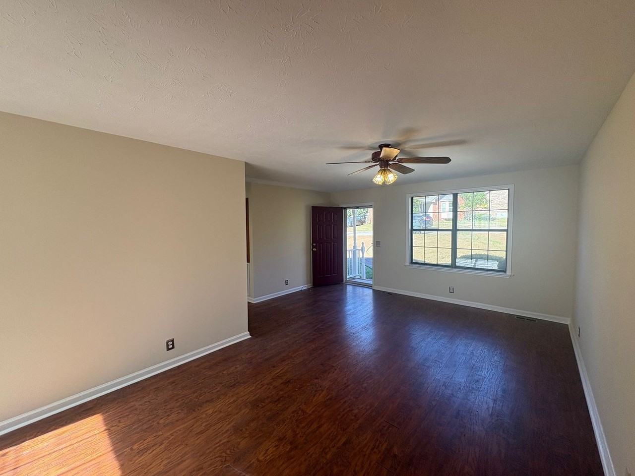 1444 Rice Hill Cir - Photo 2 of 25