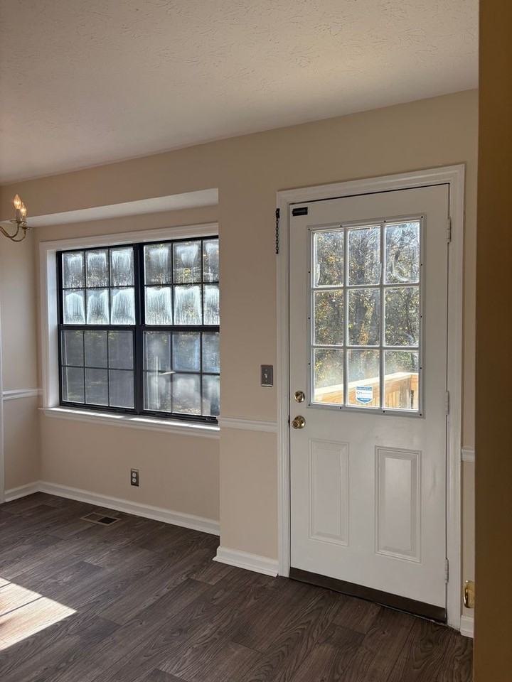 1444 Rice Hill Cir - Photo 6 of 25