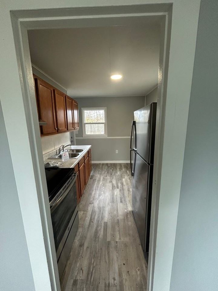 2170 Ulen Ln - Photo 4 of 11