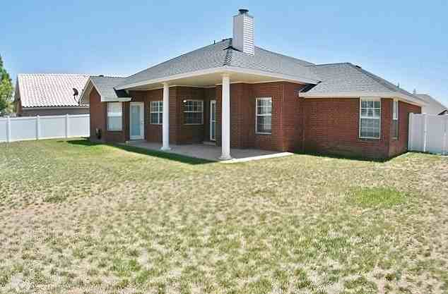 3800 Benjamin Davis Dr - Photo 2 of 16