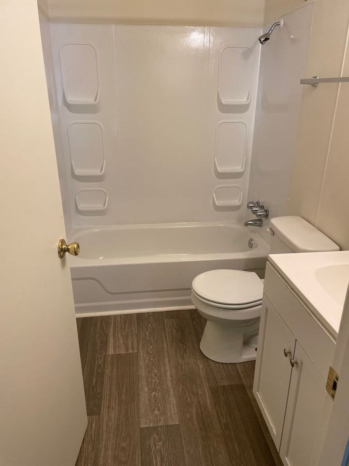 207 Belvidere St - Photo 7 of 12