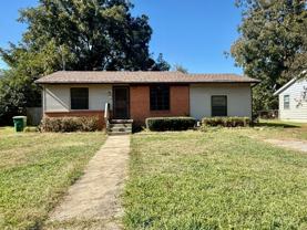 40 Hill Ln - Photo 1 of 1