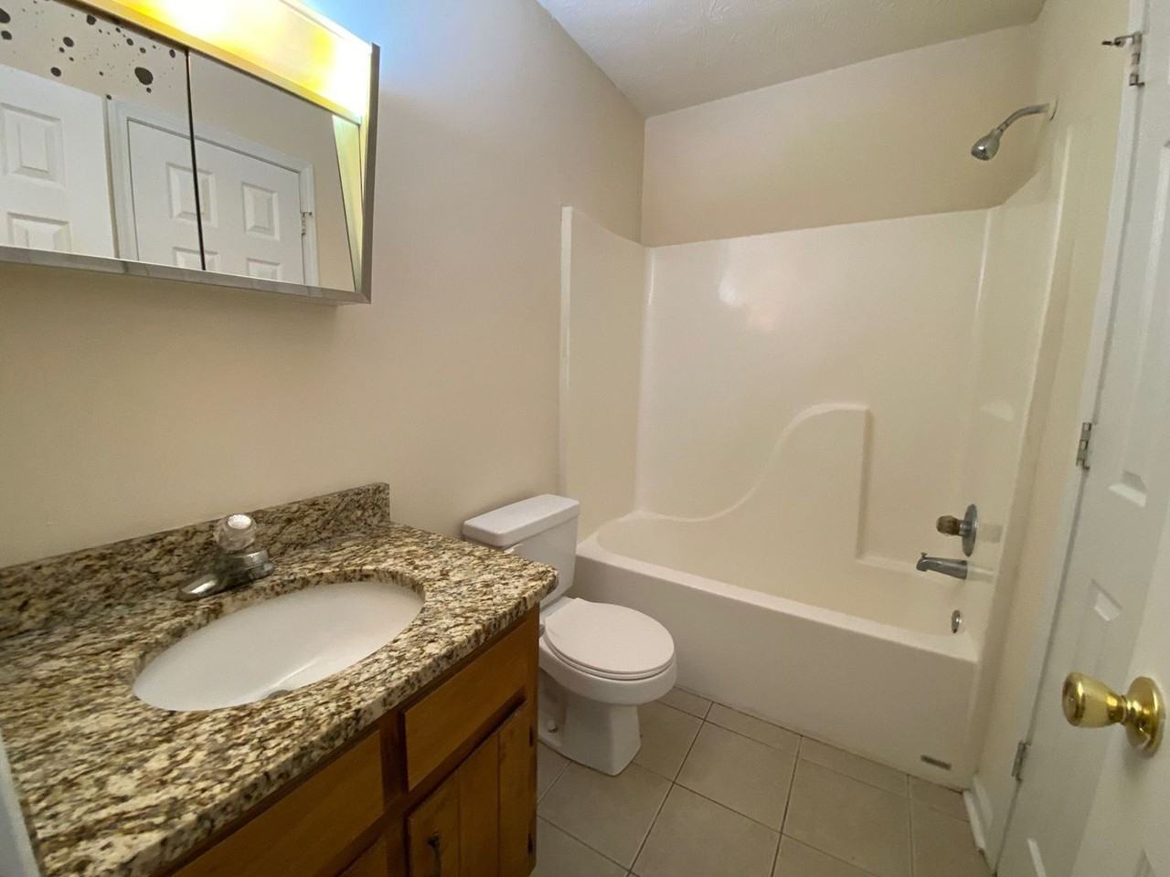 134 Hunters Run Rd - Photo 6 of 15