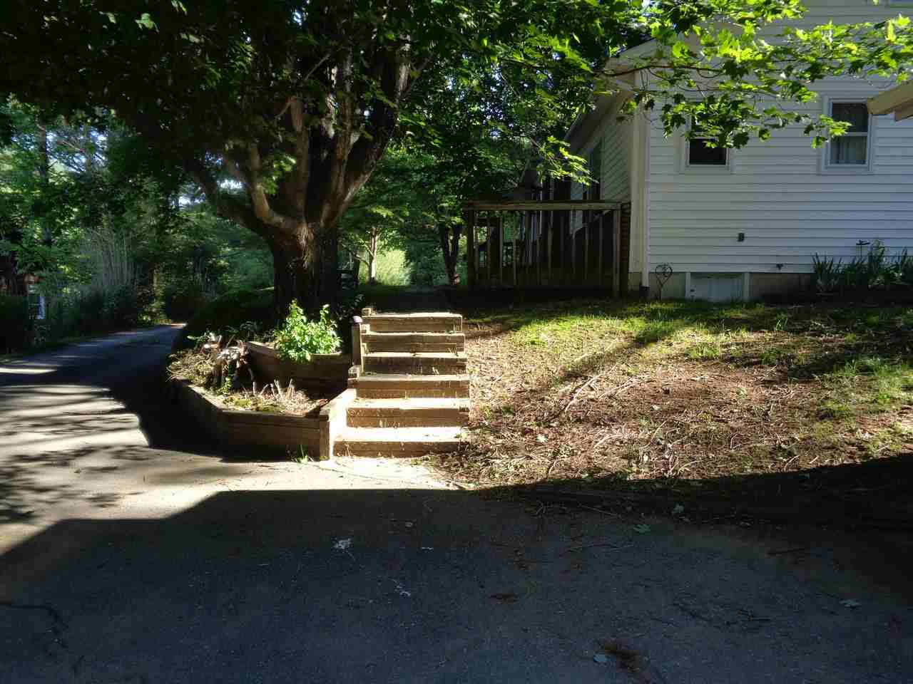 181 Jordan Dr - Photo 3 of 34