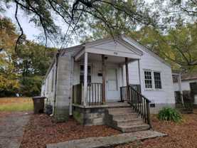 909 Hackett St - Photo 1 of 1