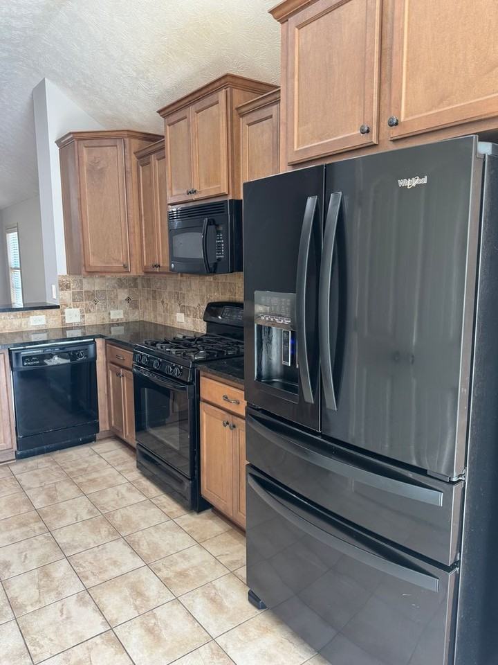 8925 Saw Tooth Loop - Photo 7 of 48