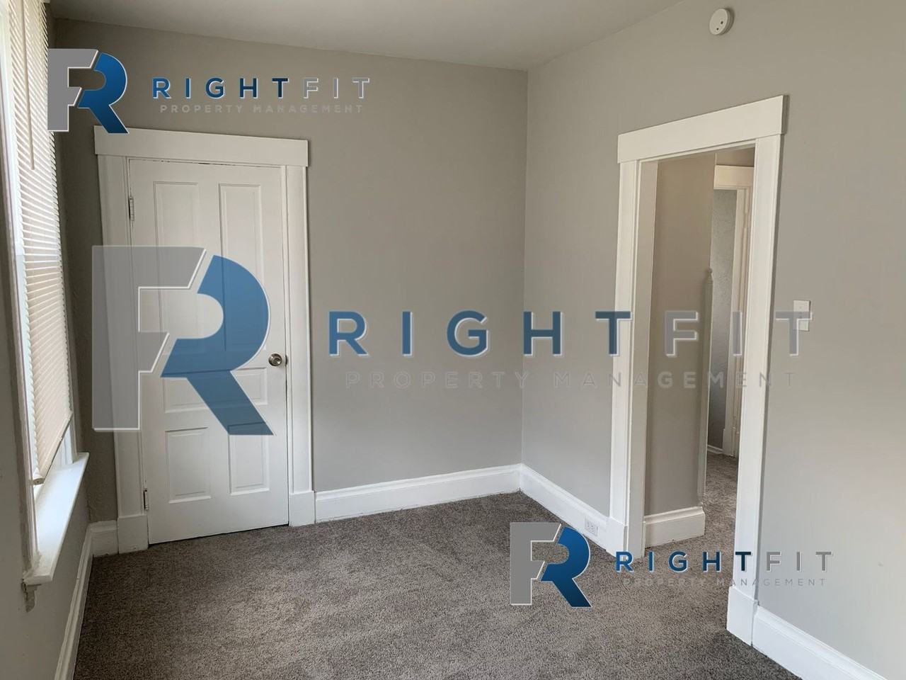 1154 Atwood Ave - Photo 4 of 9