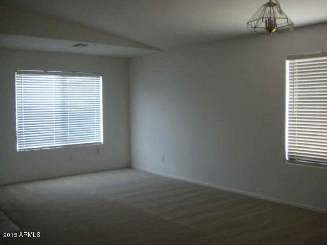 45416 W Applegate Rd - Photo 2 of 9