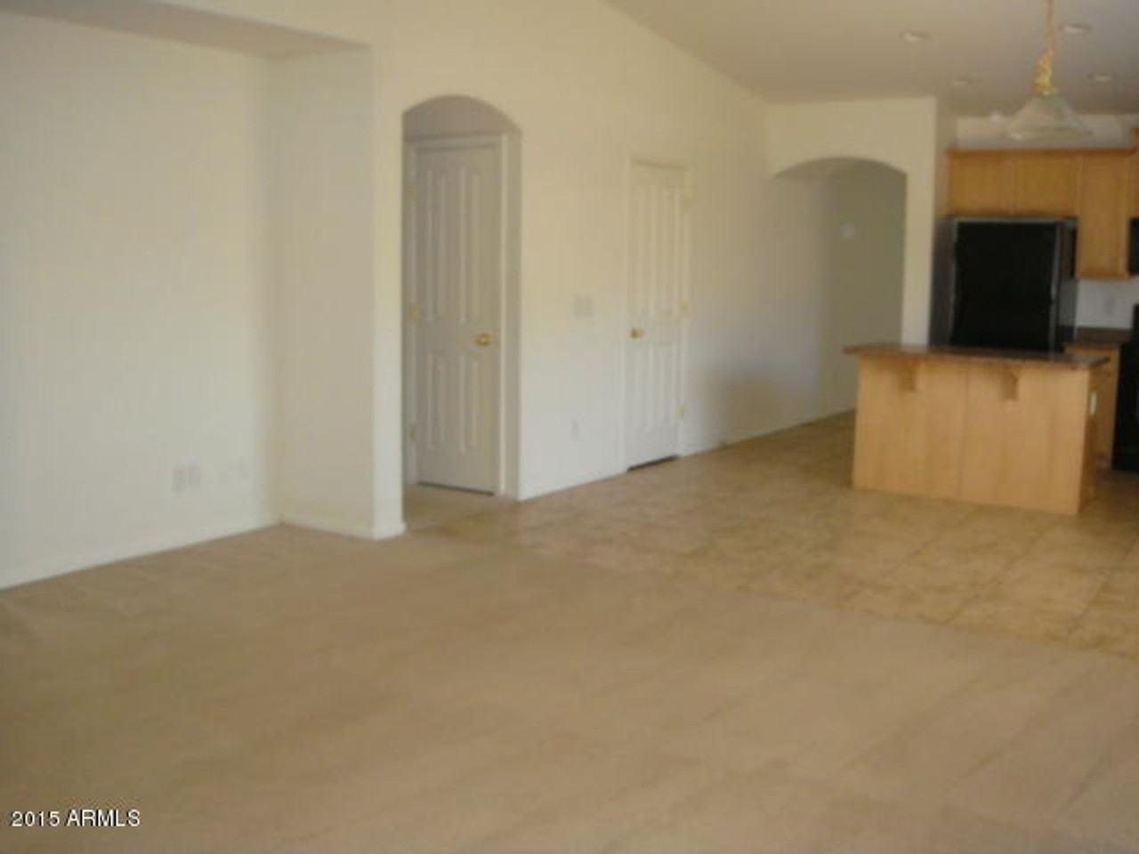 45416 W Applegate Rd - Photo 3 of 9