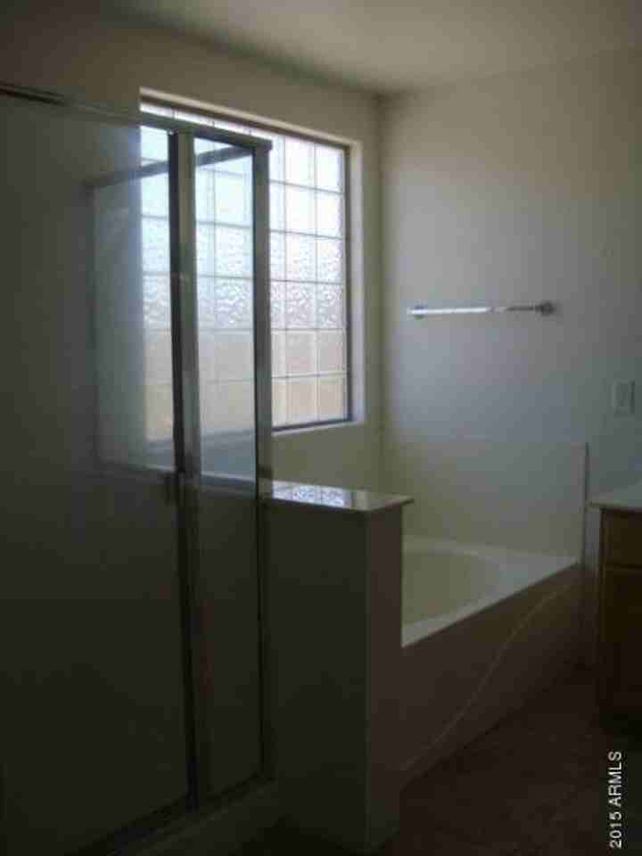 45416 W Applegate Rd - Photo 7 of 9