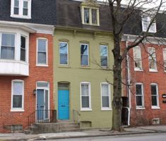 featured image of 702 W Philadelphia St