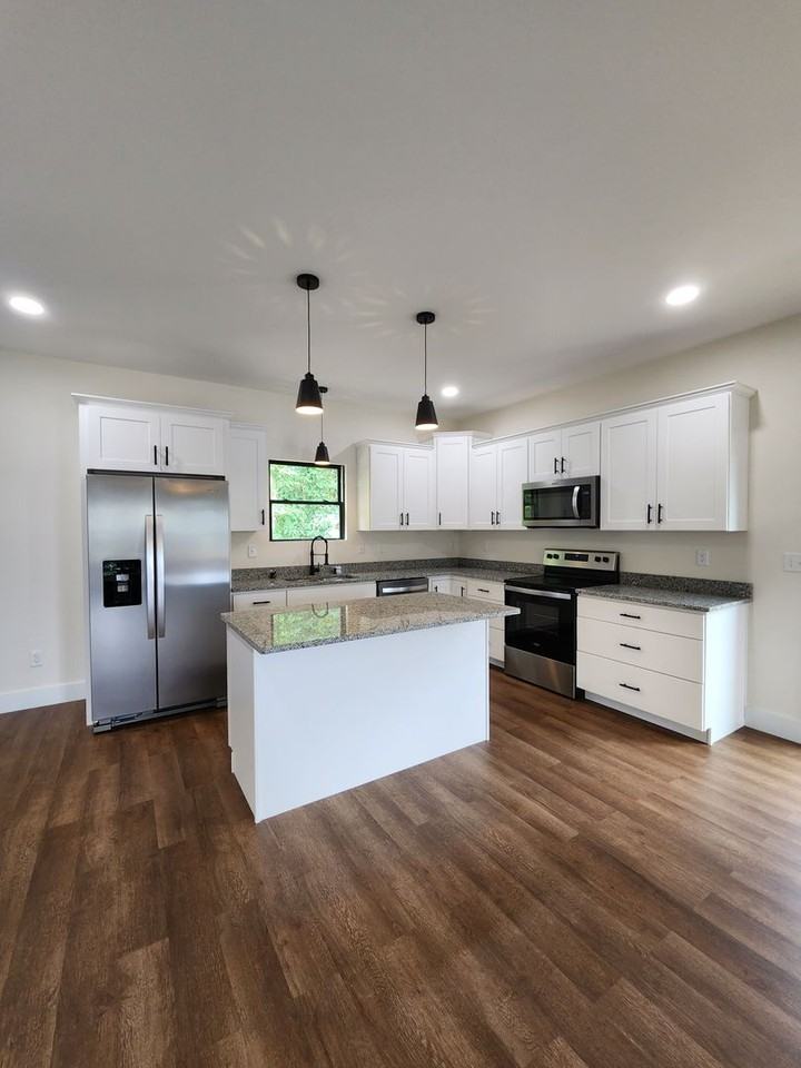 625 Salem Heights Ln - Photo 6 of 26