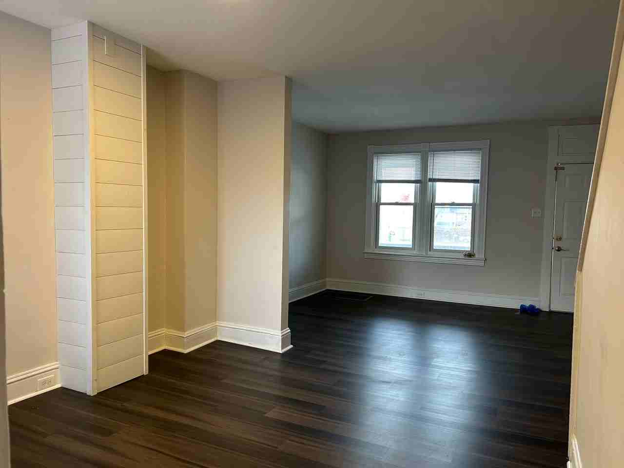 626 E Fulton St - Photo 4 of 19