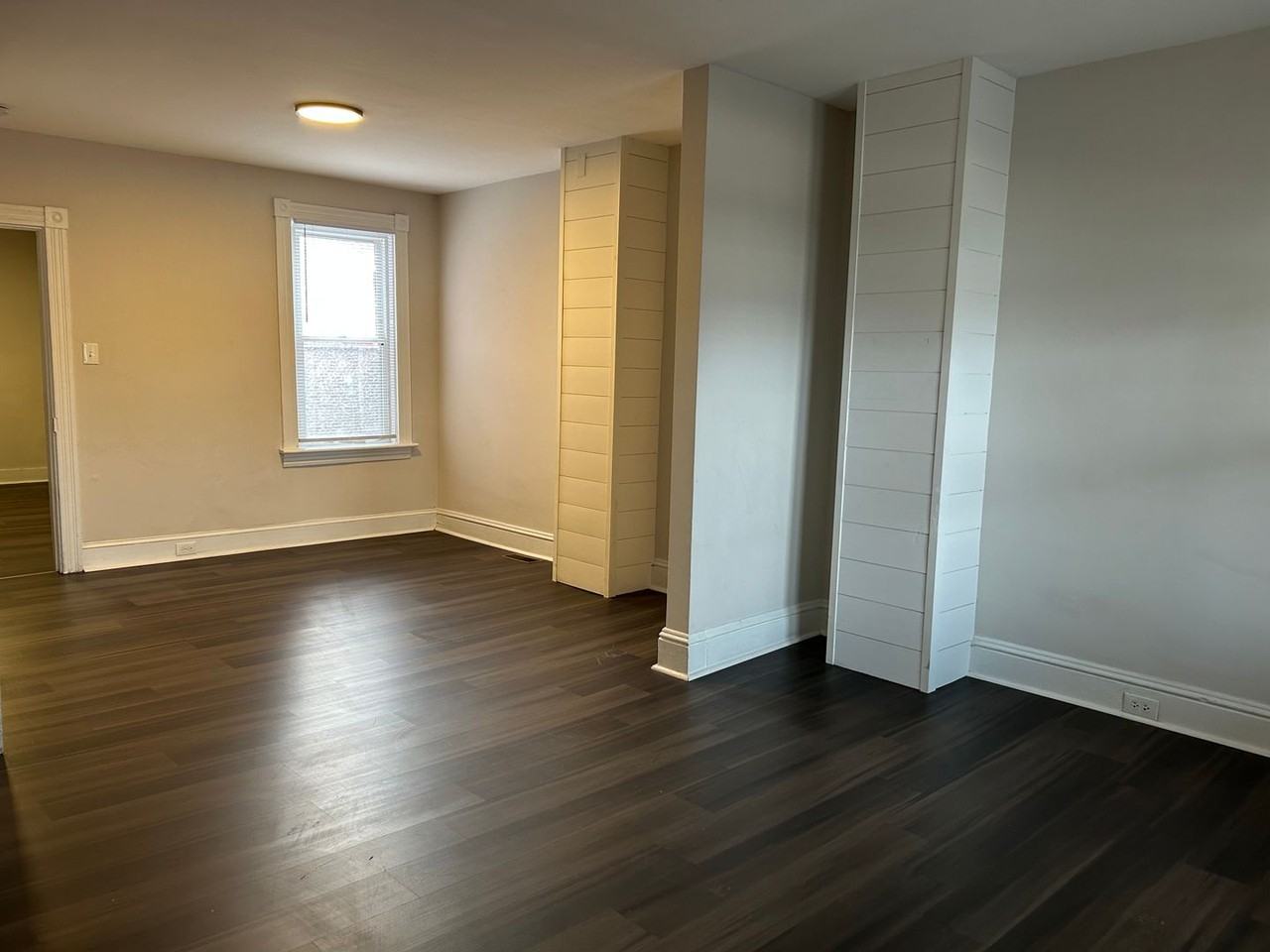 626 E Fulton St - Photo 5 of 19