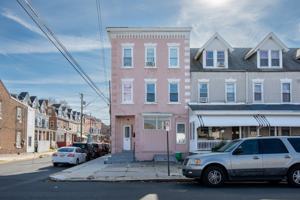 featured image of 1428 W Gordon St