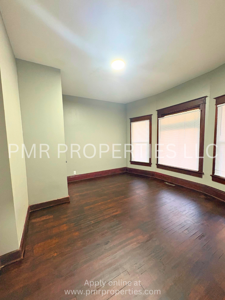 2136 S 12th St - Photo 3 of 11