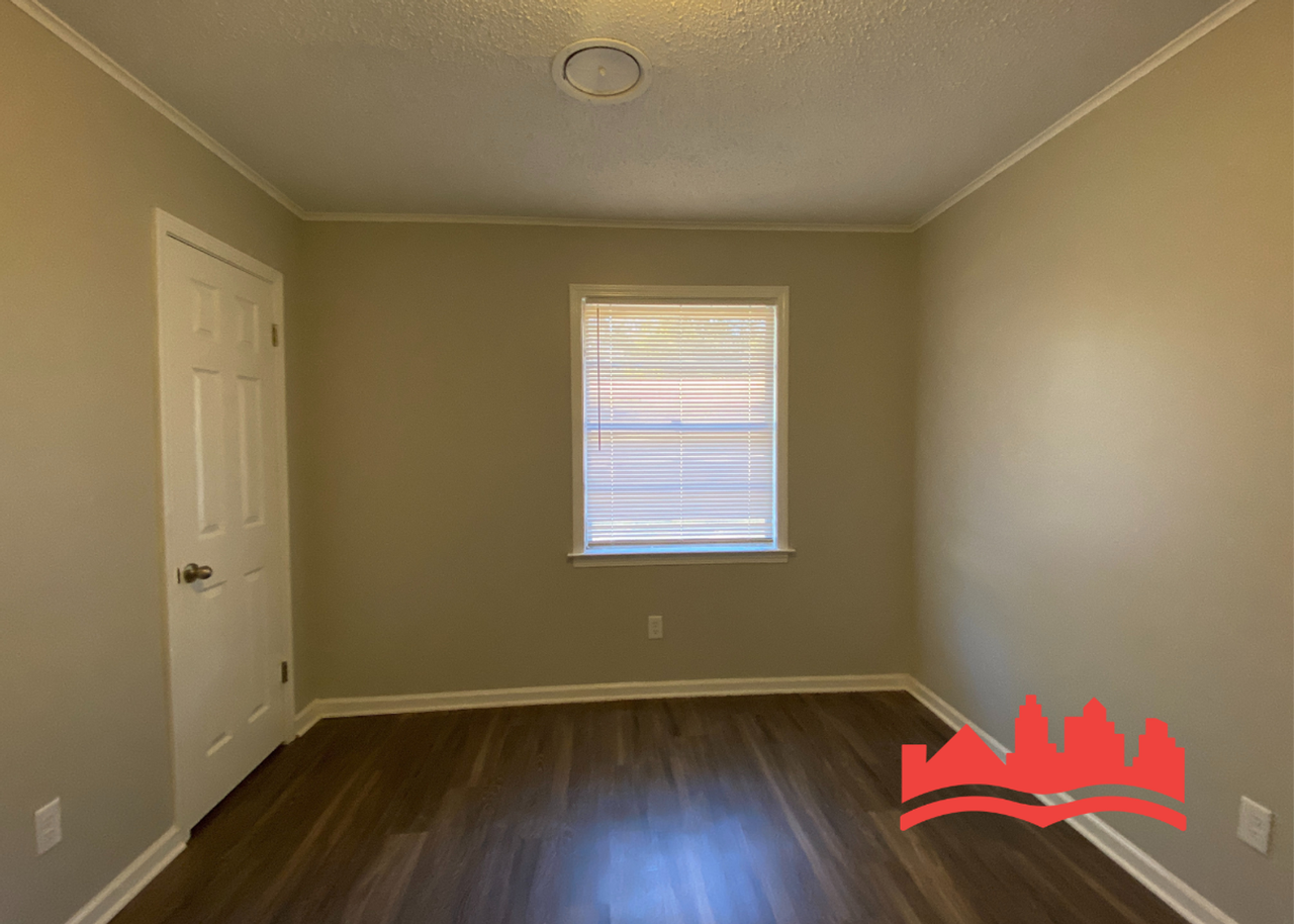 2188 Saint Elmo Ave - Photo 7 of 14