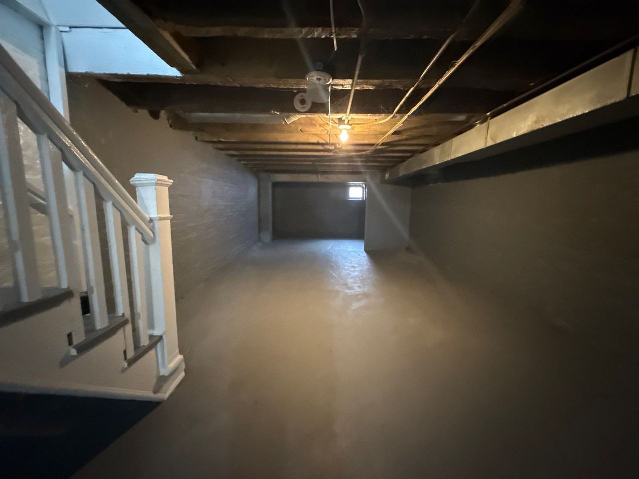 514 N Curley St - Photo 7 of 15