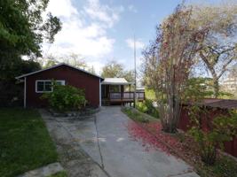 featured image of 8267 Old School Way