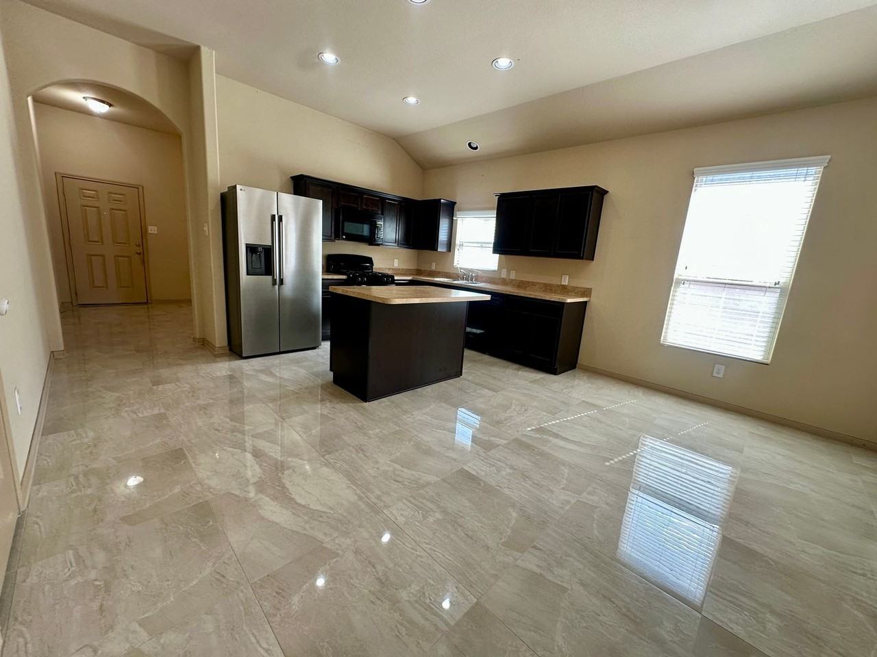 5415 Sunfall Bend Ln - Photo 7 of 21