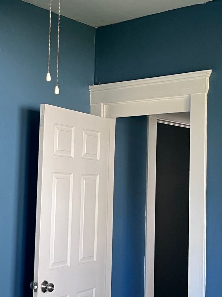 728 East 93rd Street - Photo 2 of 12