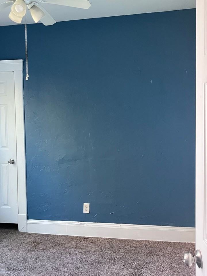 728 East 93rd Street - Photo 6 of 12