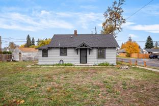 2337 W Kiernan Ave - Photo 1 of 1