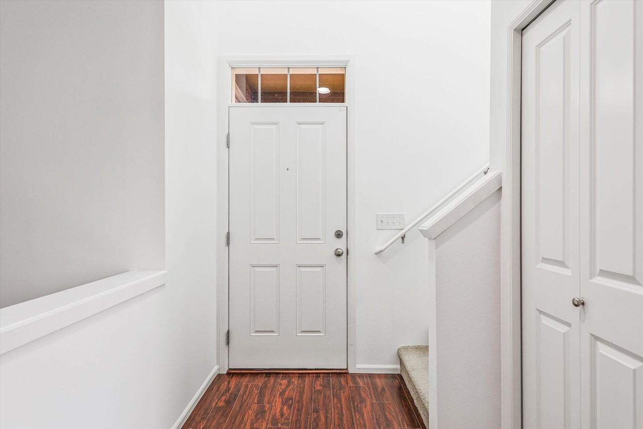 2028 Harper St - Photo 2 of 36