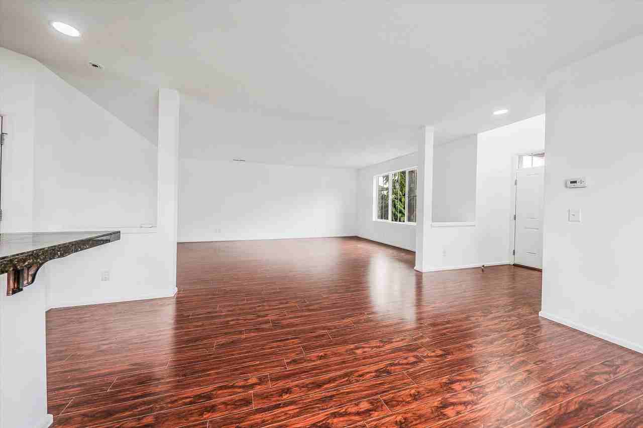 2028 Harper St - Photo 3 of 36