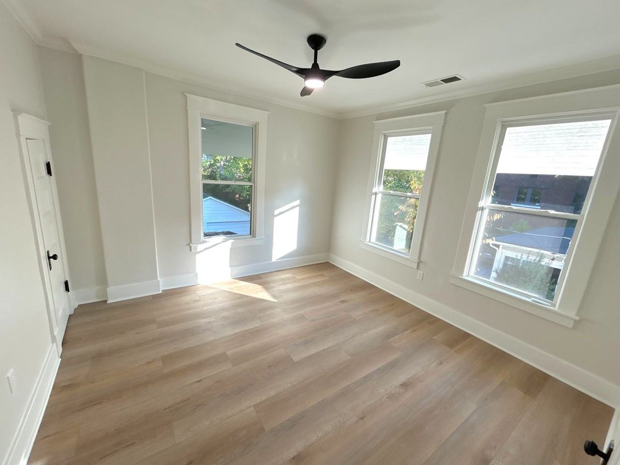 280 N Mcneil St - Photo 4 of 15