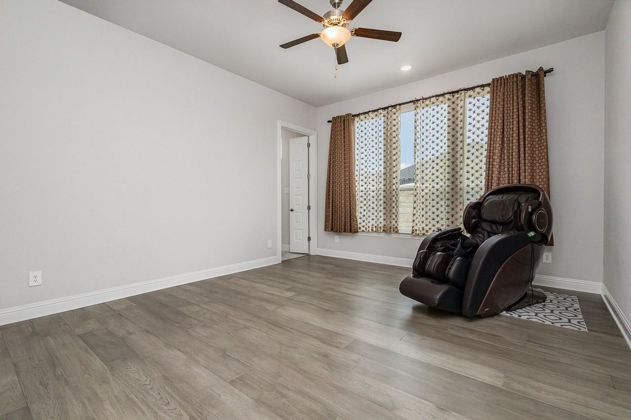 4543 Stone Valley Trl - Photo 6 of 27