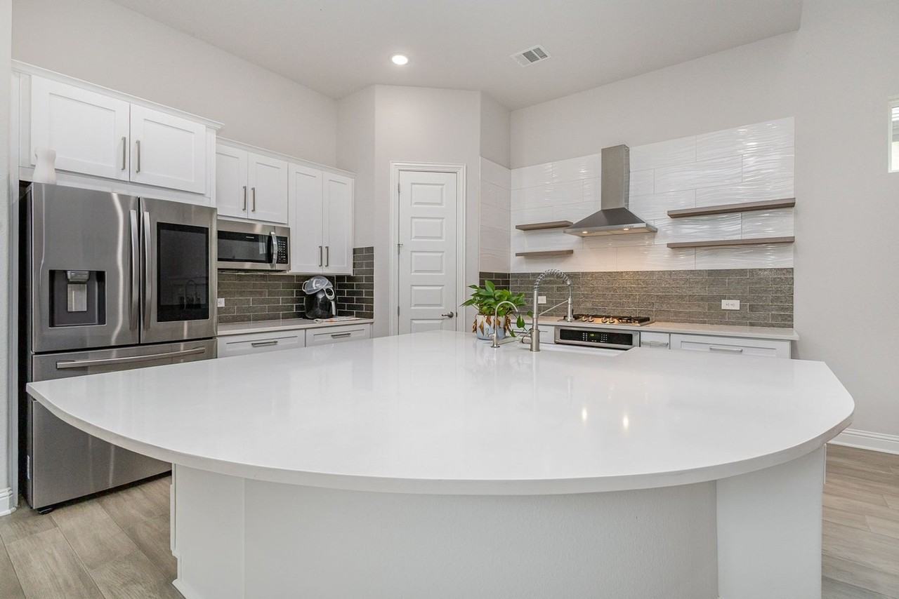 4543 Stone Valley Trl - Photo 7 of 27